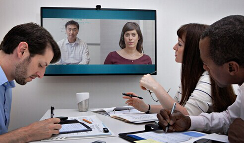 心理学家解读“Zoom疲劳症”：视频会议或有负面影响